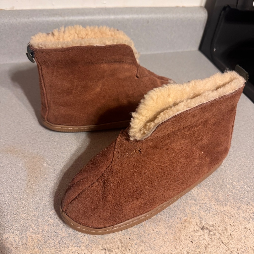 Cloud Nine Sheepskin Booties  100% genuine sheepskin